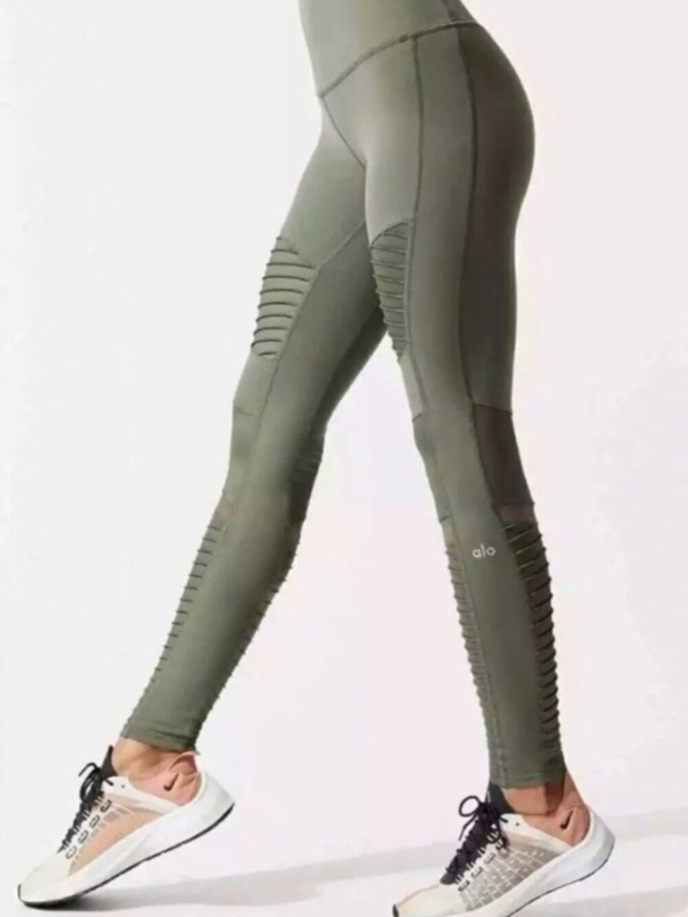 Alo Yoga High-Waist Moto Leggings Olive Green XS